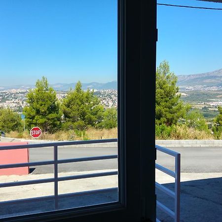 Apartment Perun Podstrana Bagian luar foto
