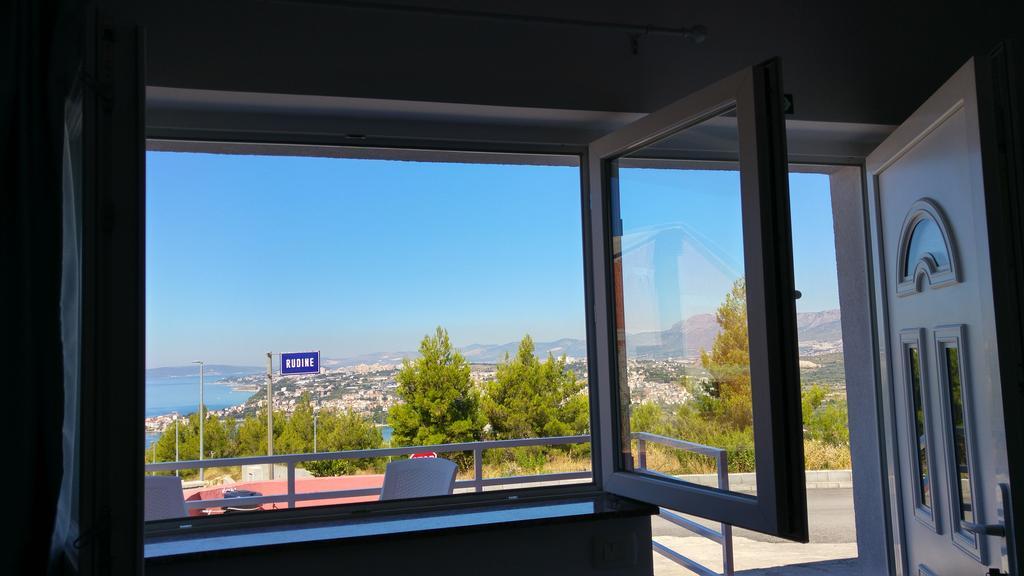 Apartment Perun Podstrana Bagian luar foto