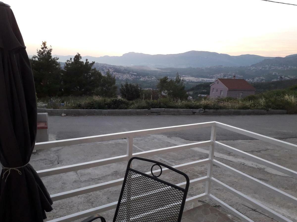 Apartment Perun Podstrana Bagian luar foto