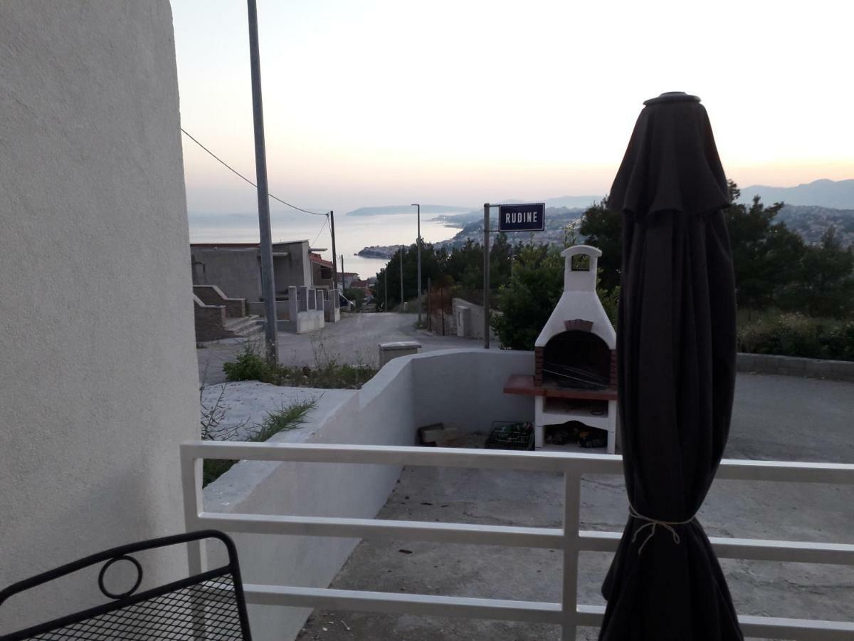 Apartment Perun Podstrana Bagian luar foto